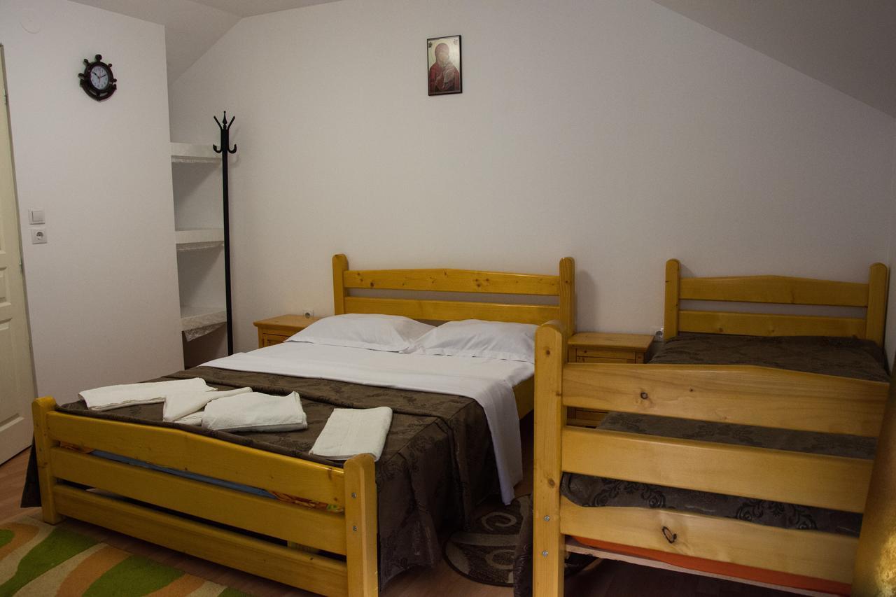 Pensiunea George Gura Raului Bagian luar foto